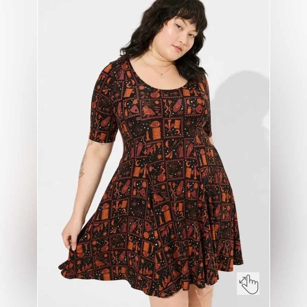 Disney Hocus Pocus Mini Super Soft Elbow Sleeve Skater Dress
